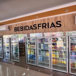 Cámara frigorífica de acceso peatonal (walk-in cooler)
